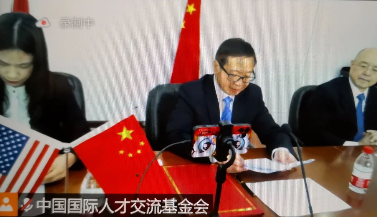 签约.jpg